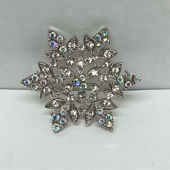 Aurora borealis vintage snowflake statement  brooch - Picture 2 of 5